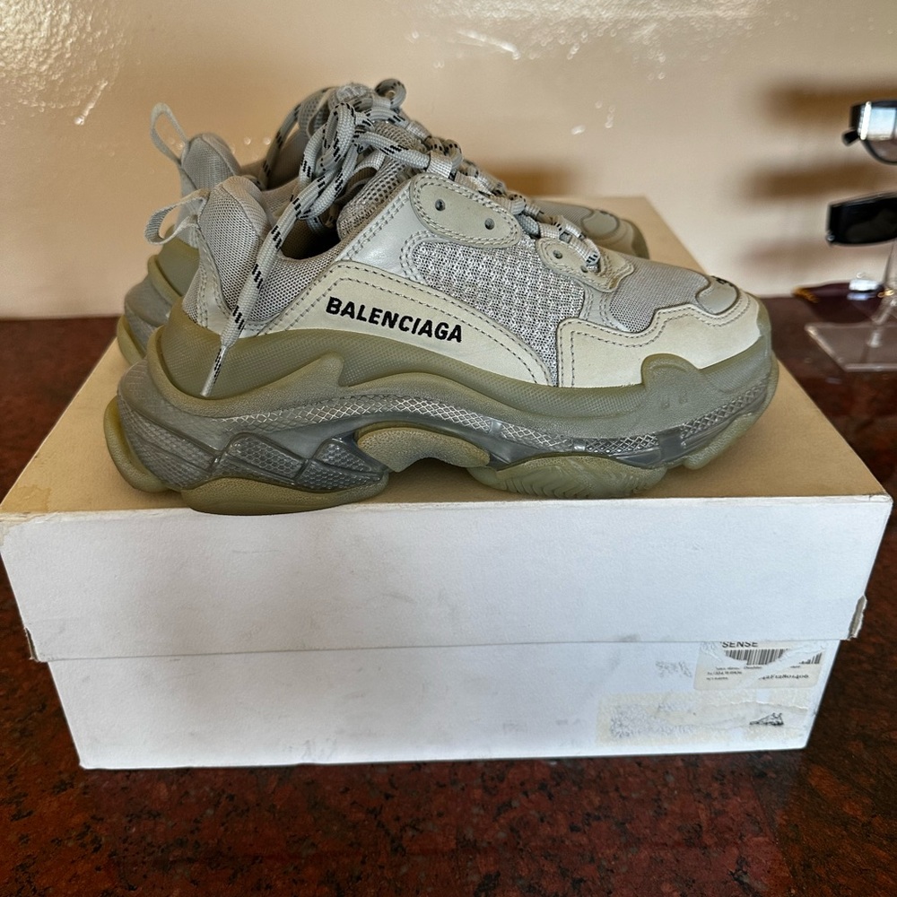 Balenciaga Triple S Clear Sole-Grey Size 36 W